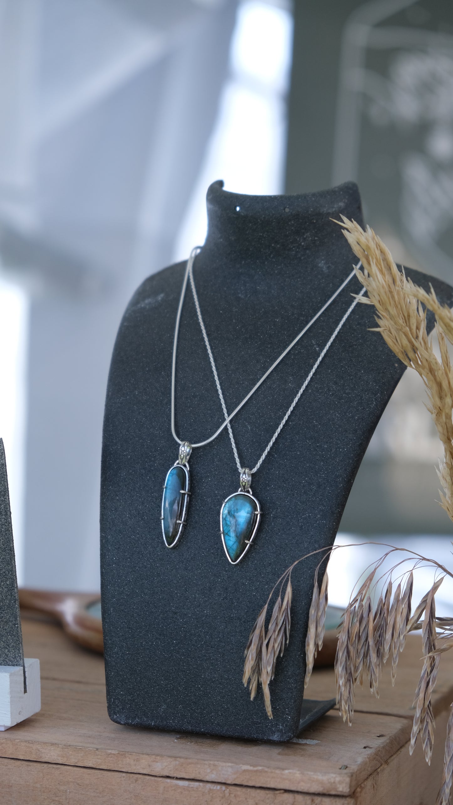 Floral Labradorite Pendant Necklace