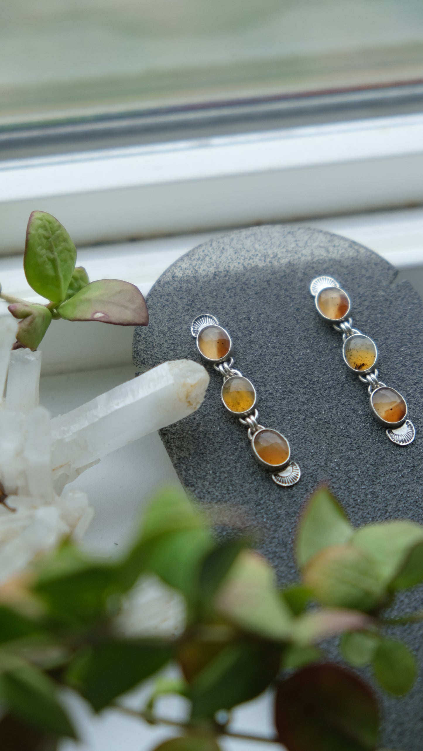 Agate Drop Stud Earrings