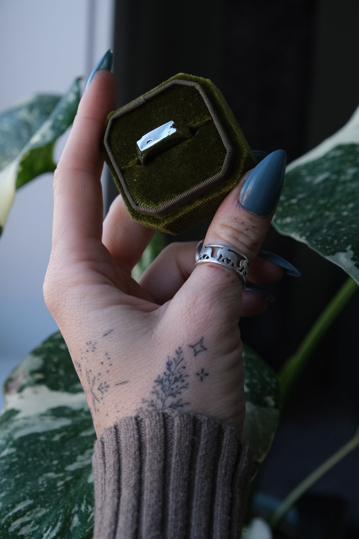 Sterling Signet Ring -size 7