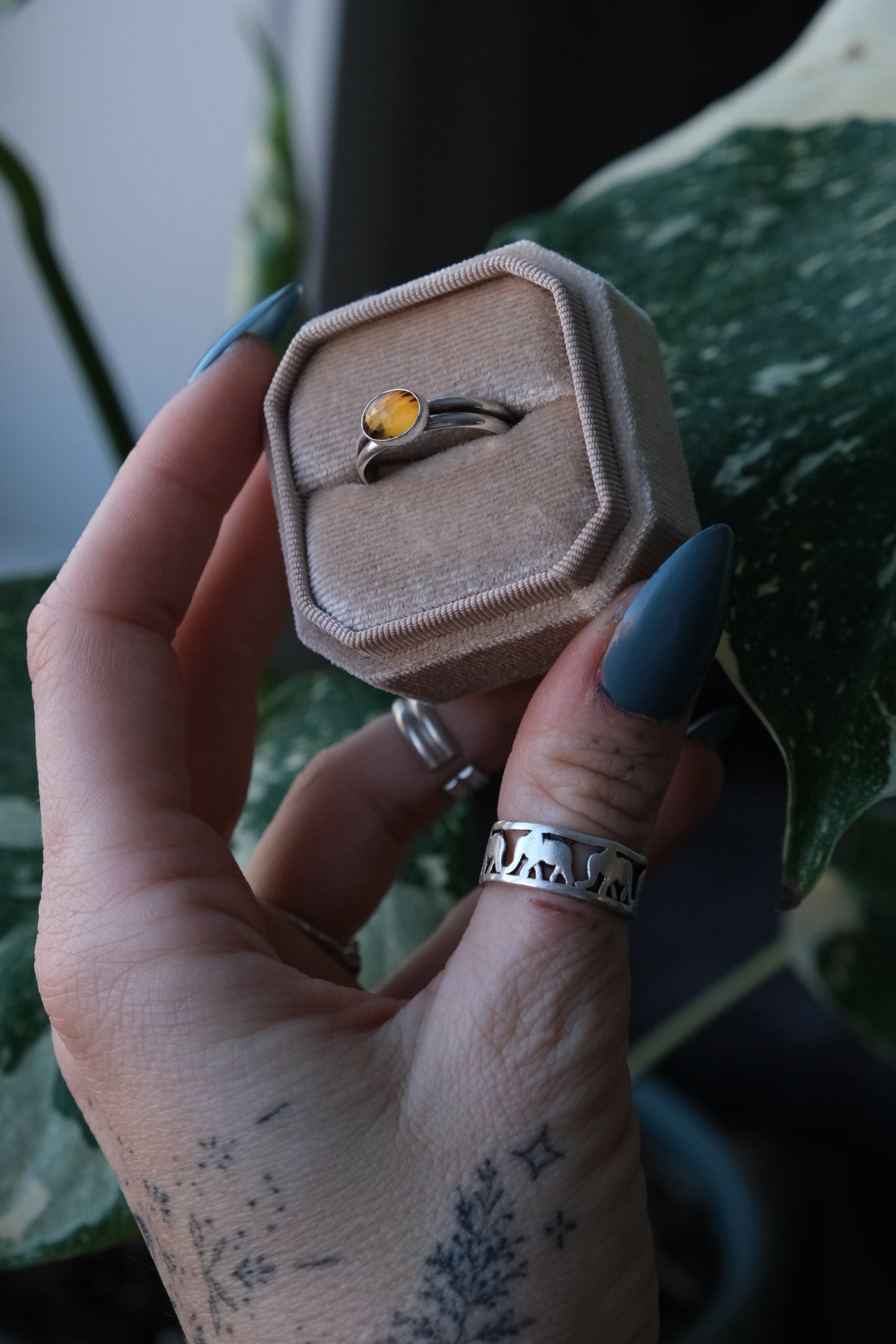 The Duo Ring, Agate -size 8.5